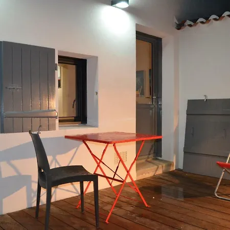 Flody Villa